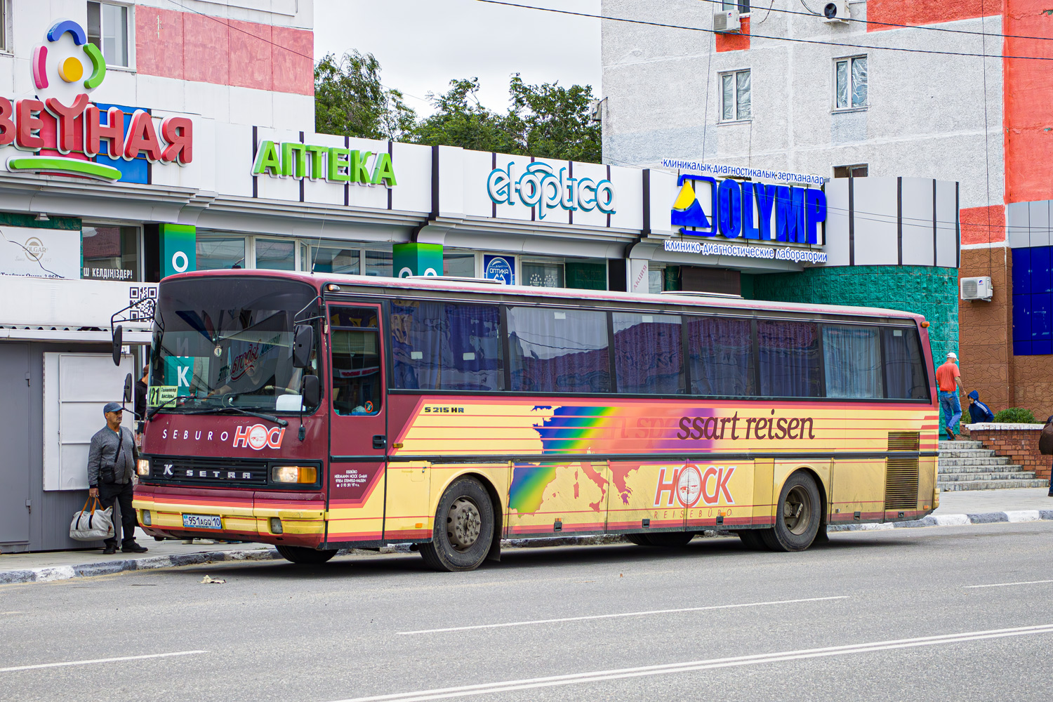 Костанайская область, Setra S215HR № 951 AGQ 10