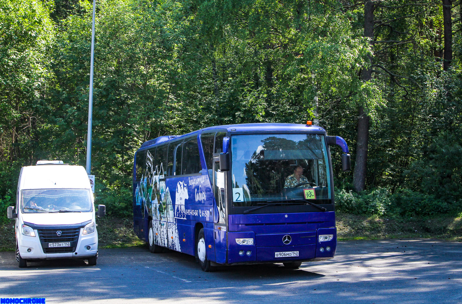 Кемеровская область - Кузбасс, ГАЗ-A65R52 Next № С 573 ВТ 142; Кемеровская область - Кузбасс, Mercedes-Benz O350-15RHD Tourismo № В 906 МО 142