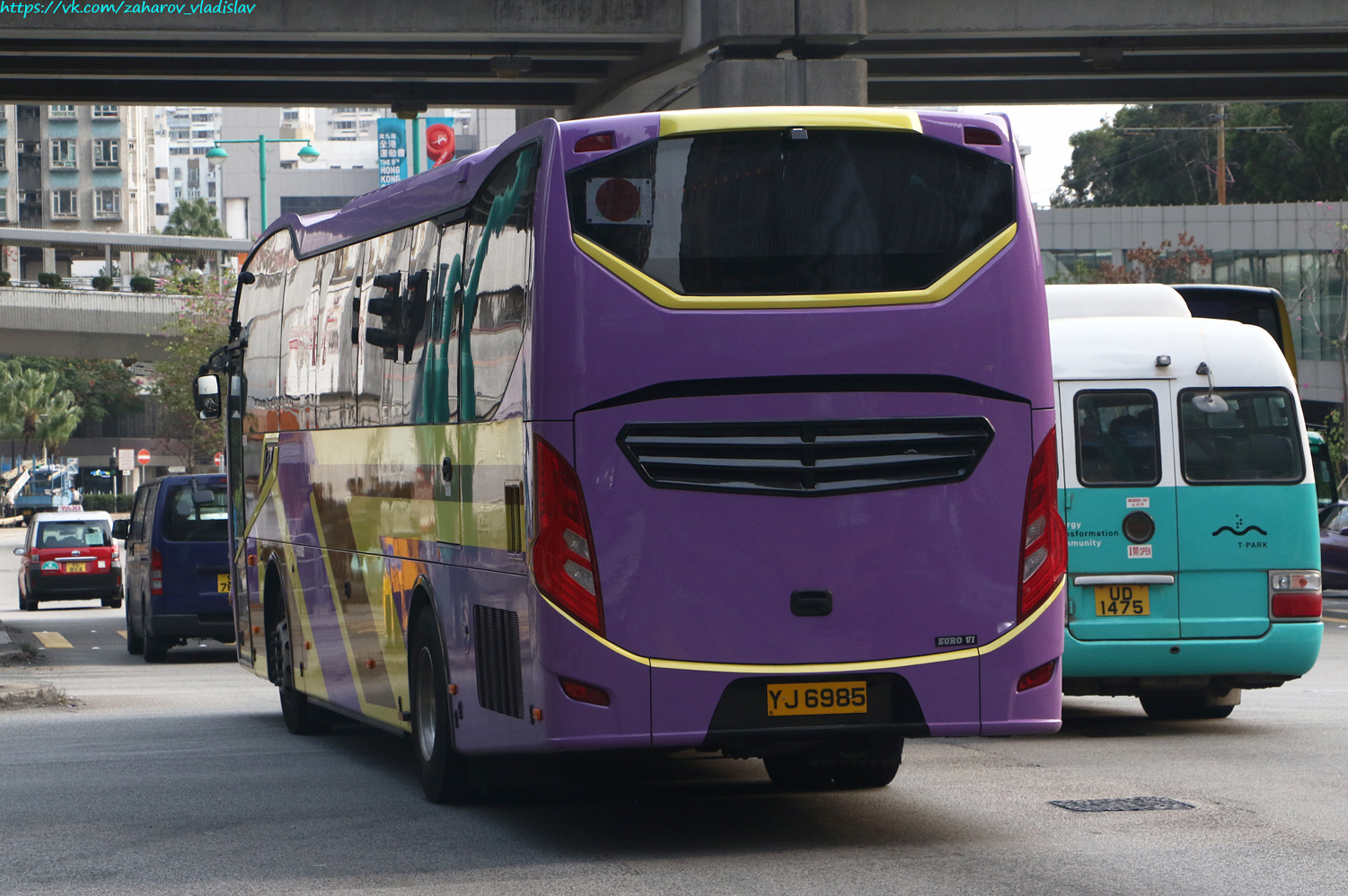Hongkong, Guangtong GTK6125R6B9 Nr YJ 6985