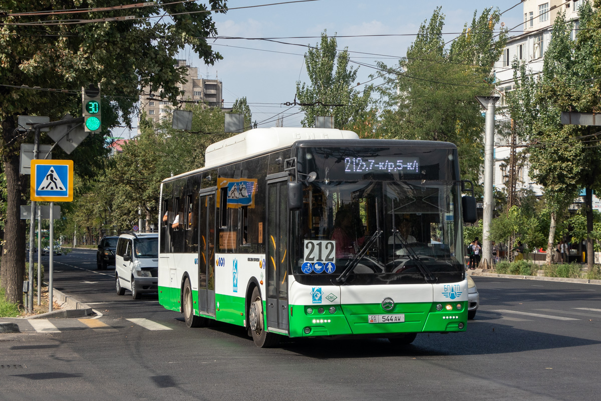 Кыргызстан, Golden Dragon XML6105CN № 01 544 AW