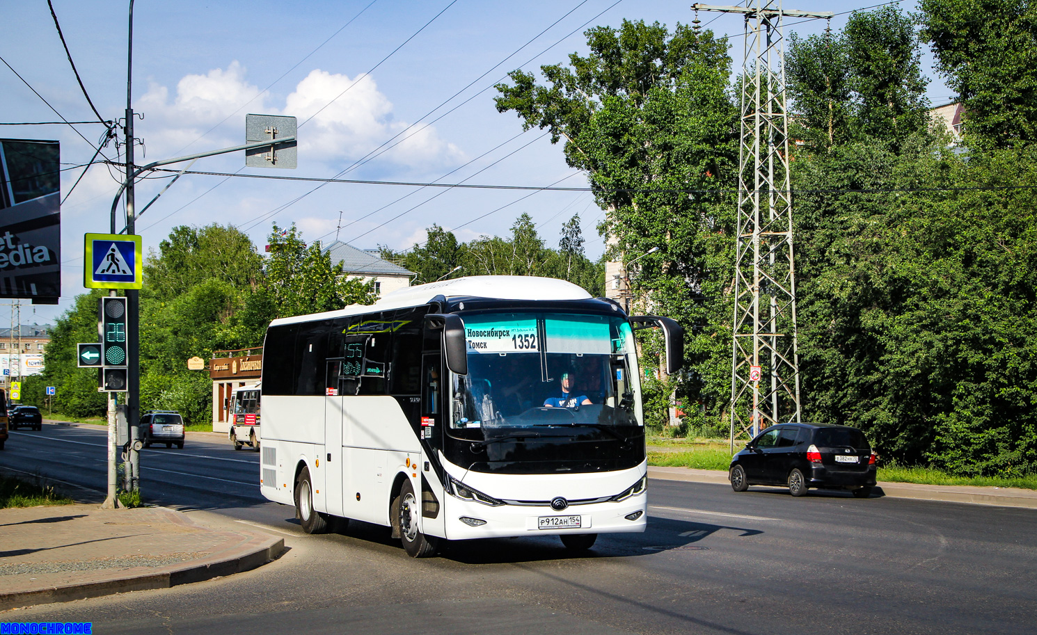 Новосибирская область, Yutong C9 (ZK6947HN) № Р 912 АН 154