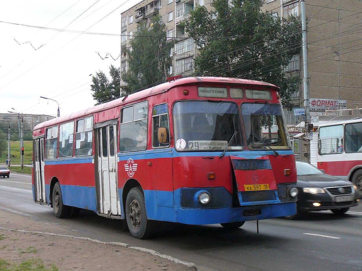 Удмуртия, ЛиАЗ-677М № КА 597 18