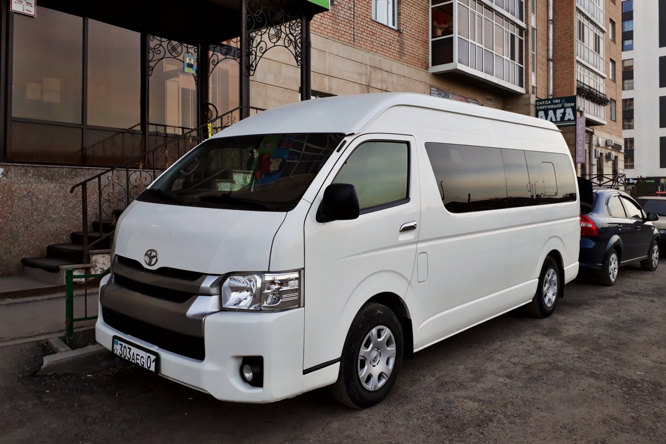 Астана, Toyota HiAce (V H200) № 303 AEG 01