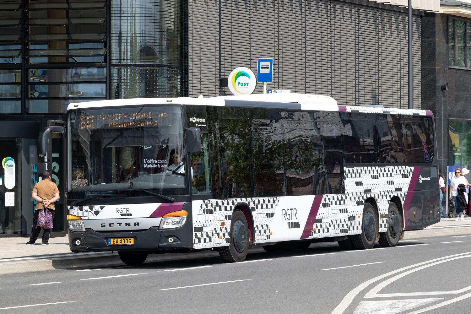 Люксембург, Setra S418LE business № EW 4306