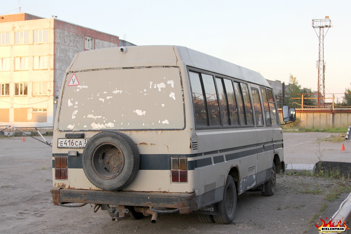 Вологодская область, Kia Combi № Е 416 СА 35