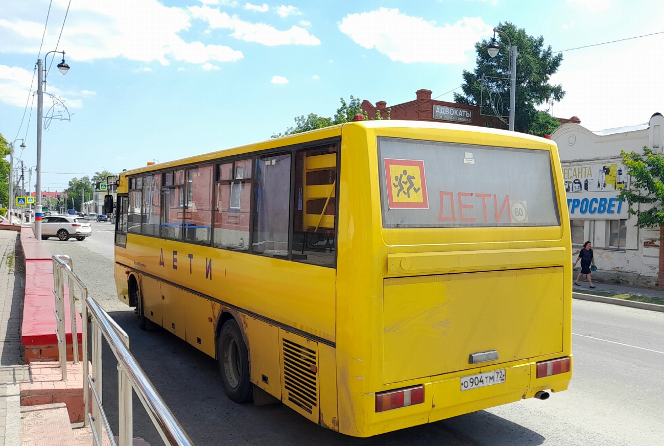 Тюменская область, КАвЗ-4238-45 № О 904 ТМ 72