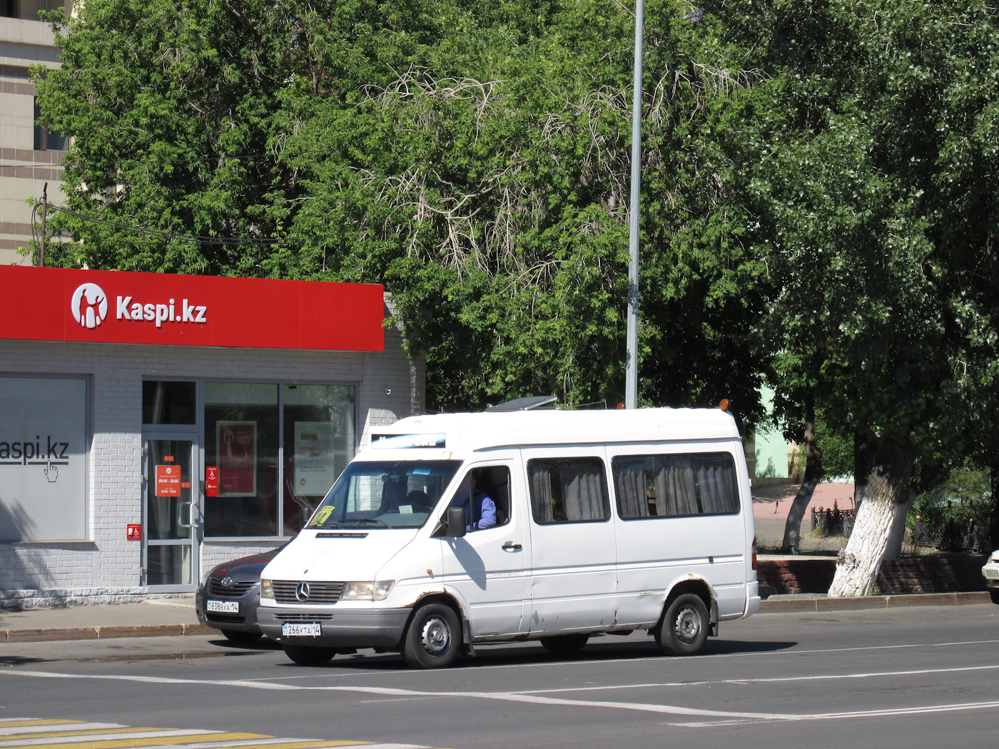 Павлодарская область, Mercedes-Benz Sprinter W901–905 (T1N) № 266 KTA 14