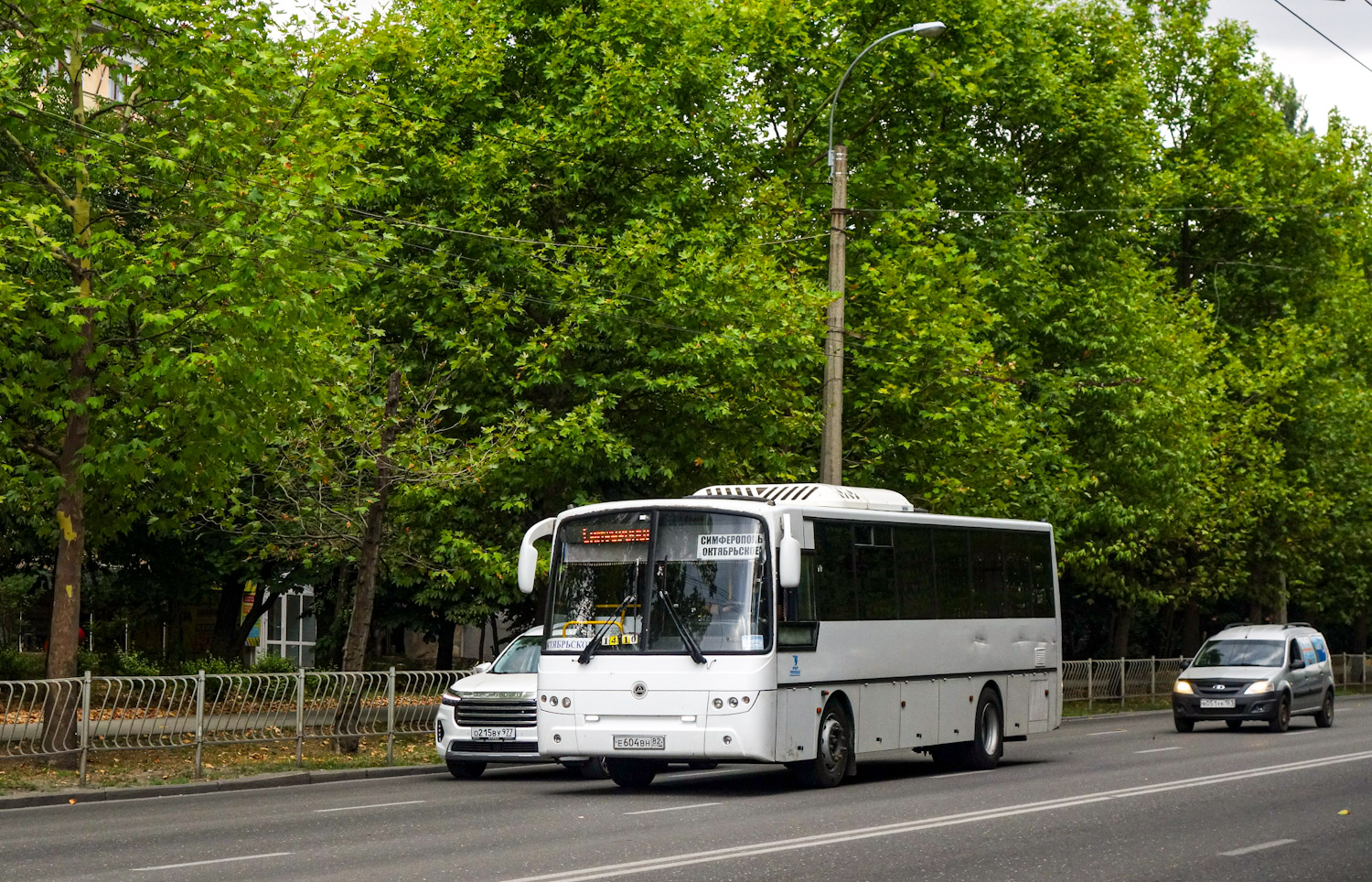 Республика Крым, КАвЗ-4238-62 № Е 604 ВН 82