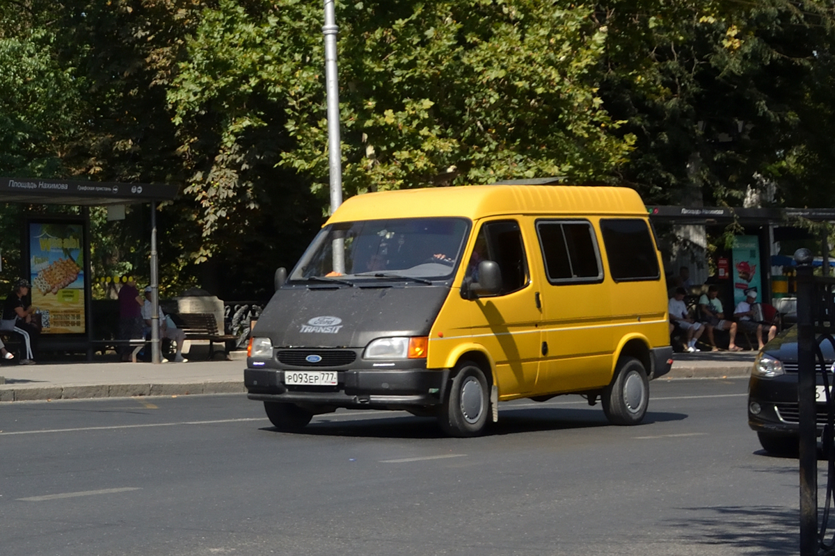 Севастополь, Ford Transit № Р 093 ЕР 777