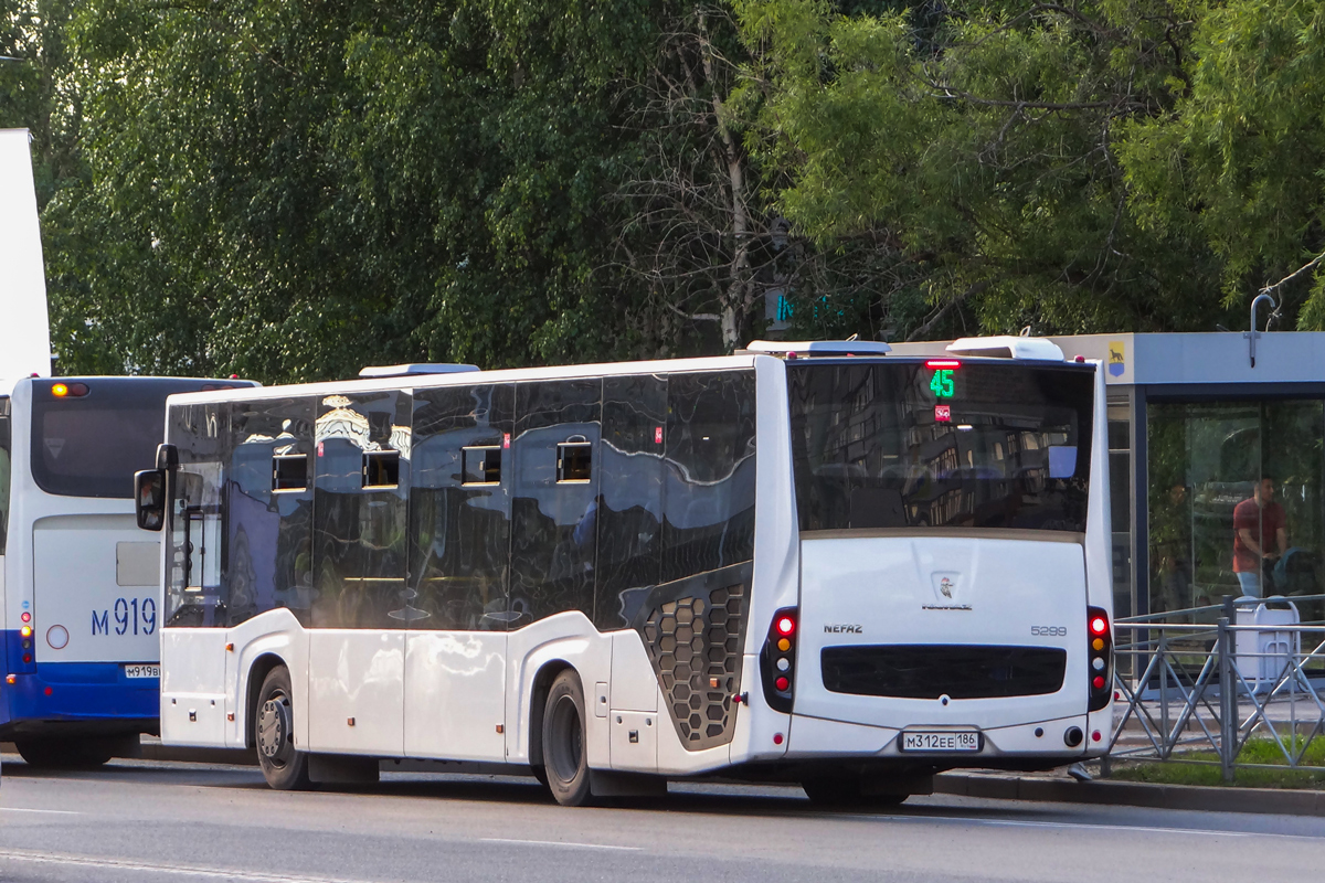 Ханты-Мансийский АО, НефАЗ-5299-30-52 № 2633