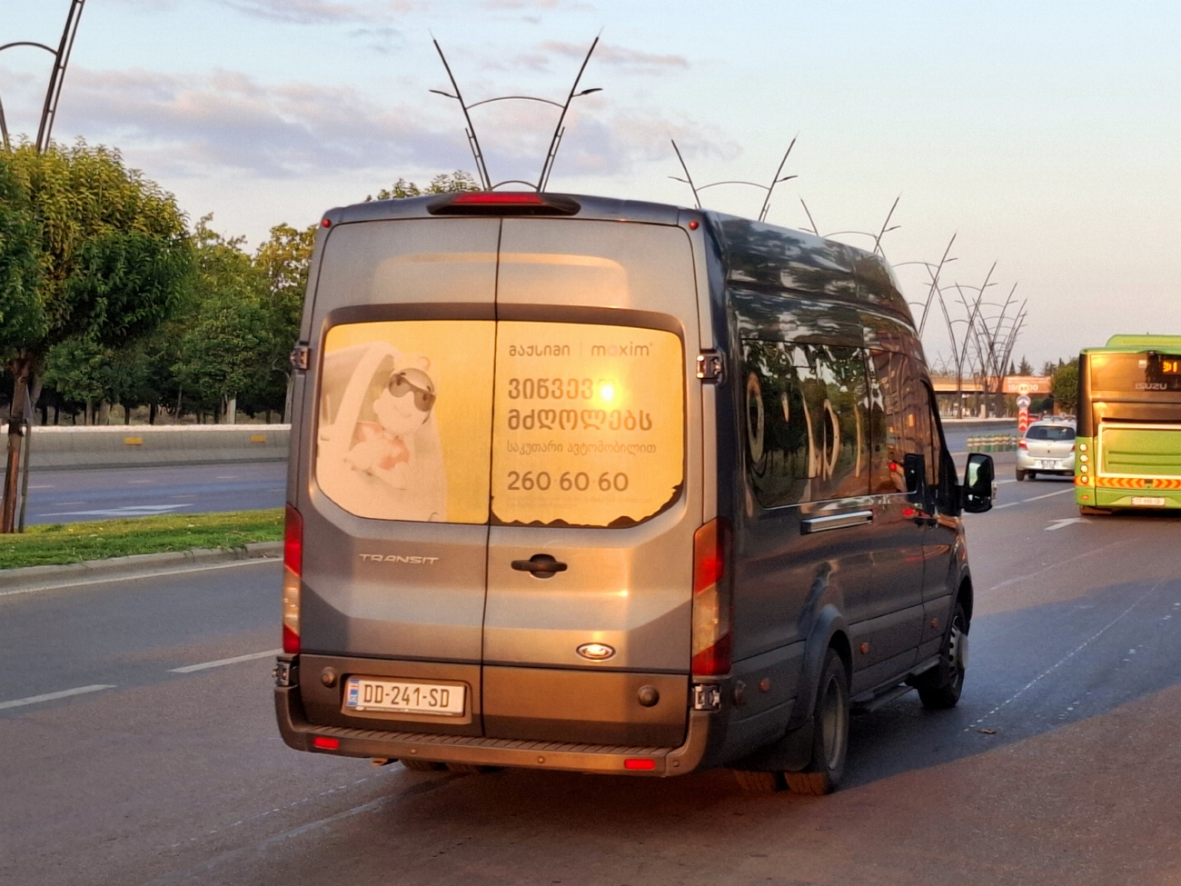 Грузия, Ford Transit № DD-241-SD