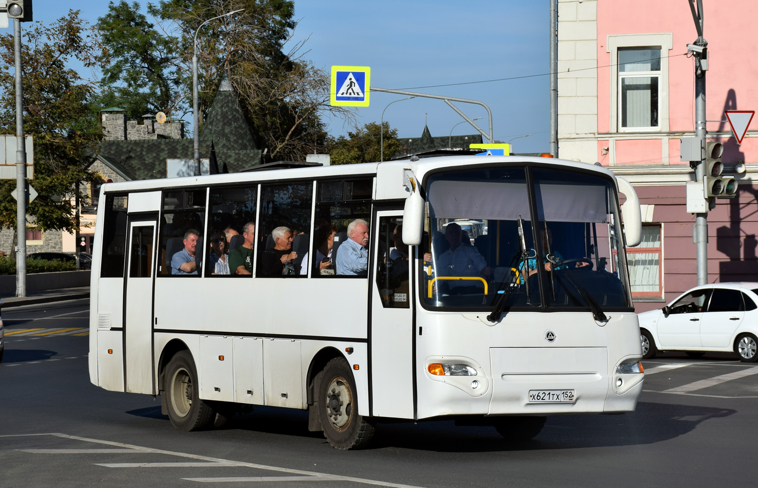 Нижегородская область, КАвЗ-4235-11 (1-1) № Х 621 ТХ 152