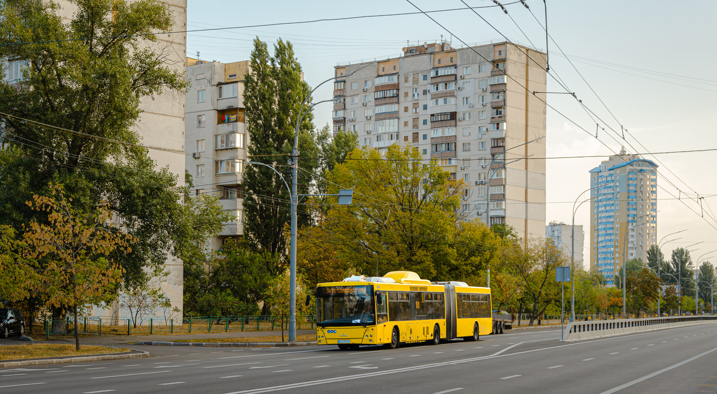 Киев, МАЗ-215.069 № 4549
