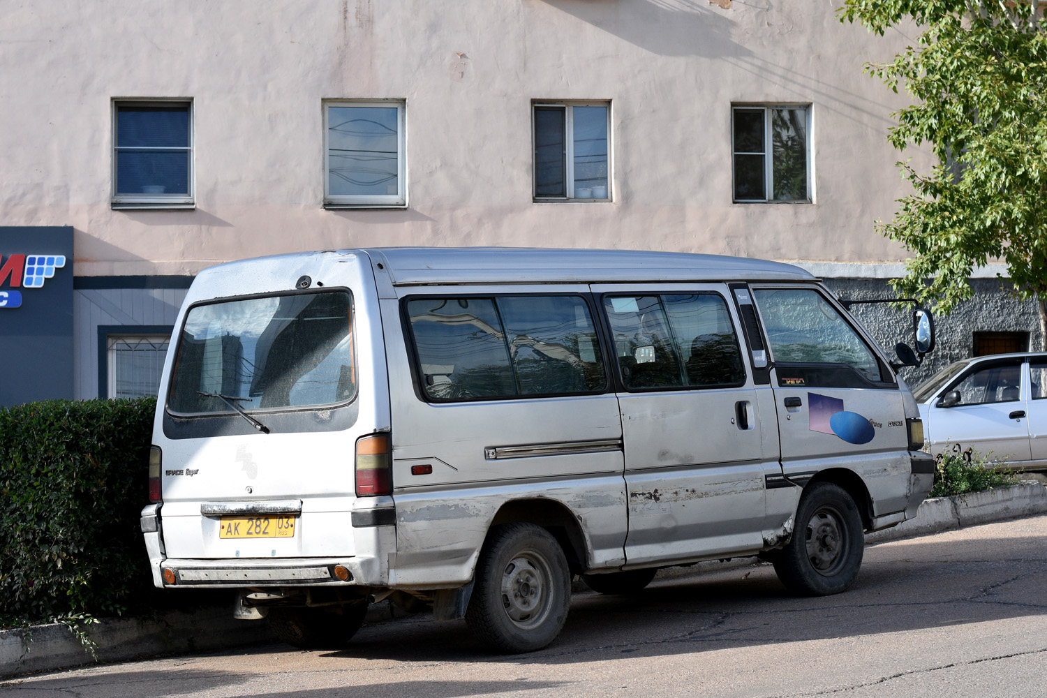 Бурятия, Hyundai Grace № АК 282 03