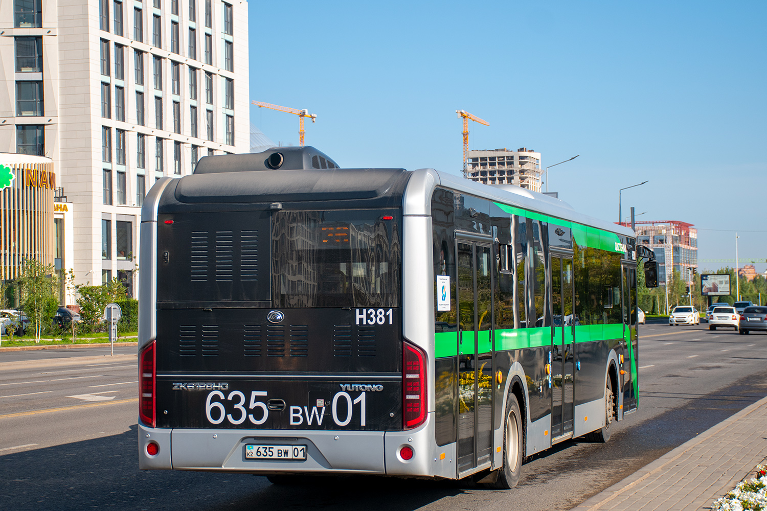 Астана, Yutong ZK6128HG (QazTehna) № H381