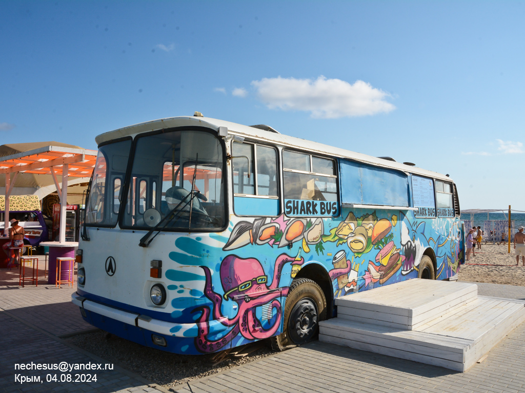 Республика Крым, ЛАЗ-695Т № (82) Б/Н 17