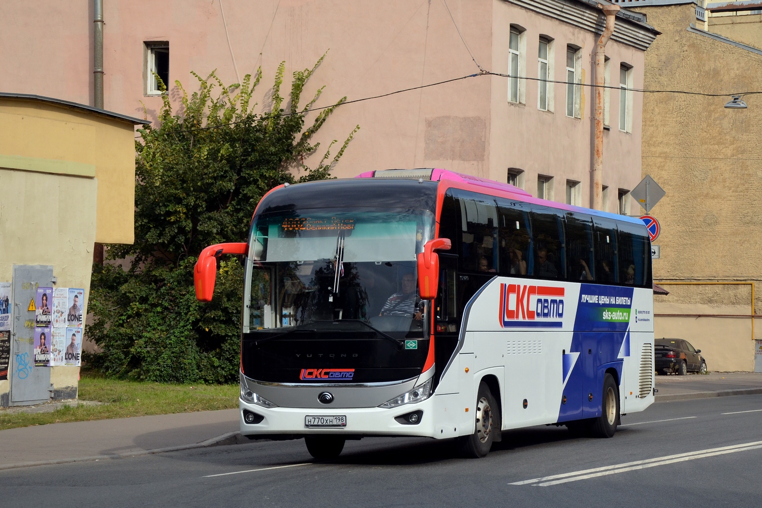 Санкт-Петербург, Yutong C12PRO (ZK6128HN) № Н 770 ХН 198