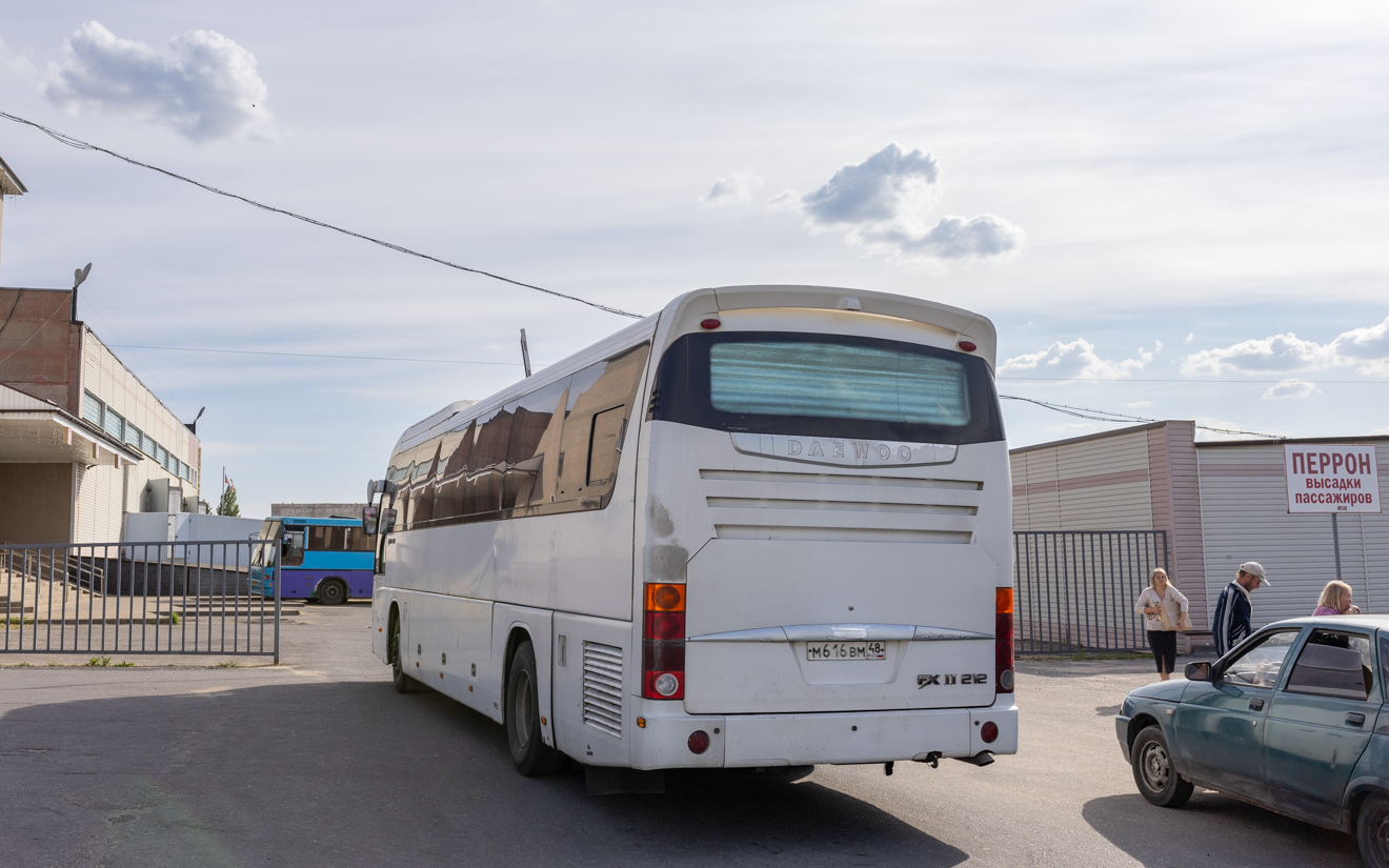 Липецкая область, Daewoo FXII212 Super Cruiser № М 616 ВМ 48