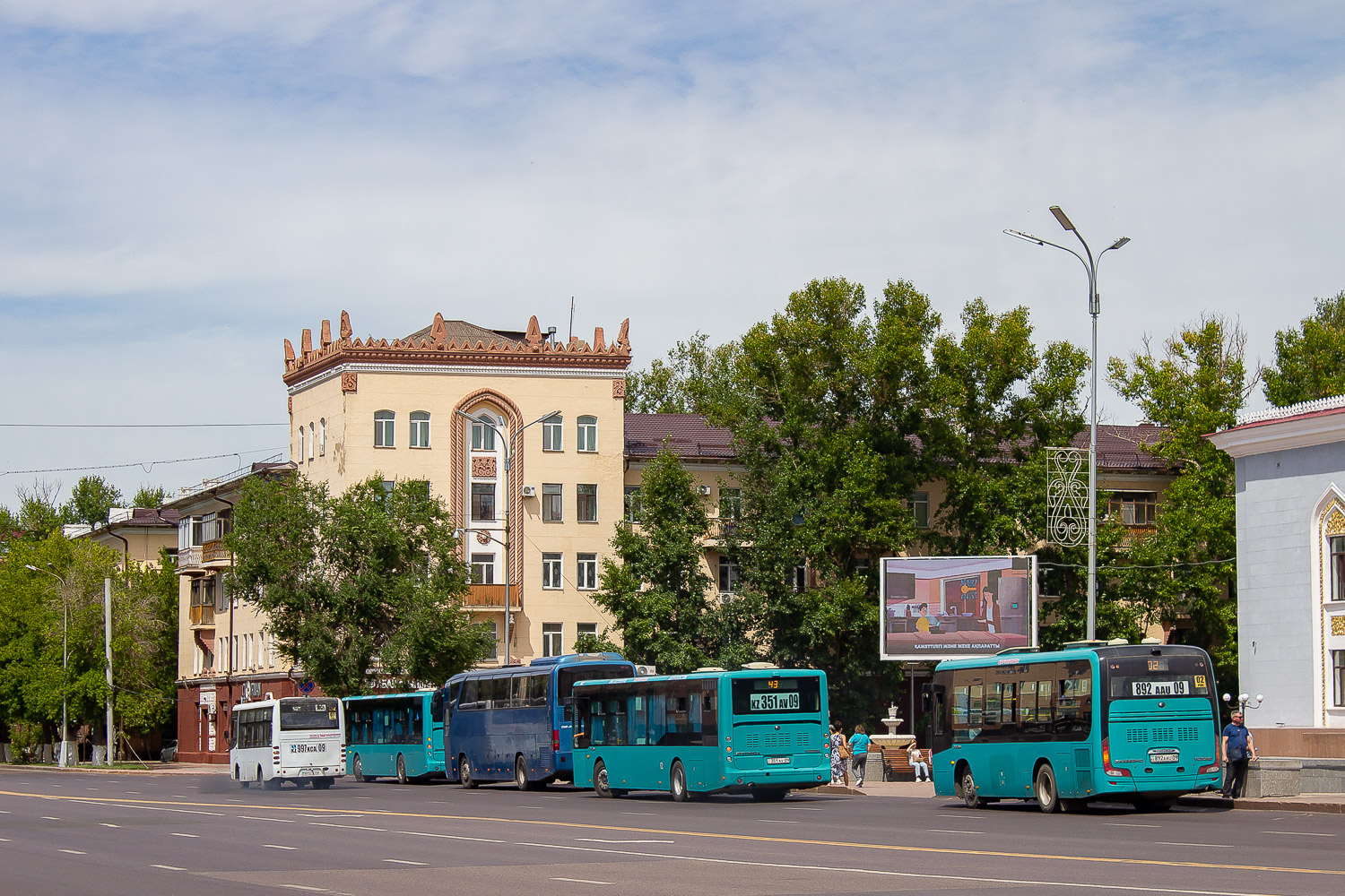 Карагандинская область, Shaolin SLG6660C4GE № 997 KCA 09; Карагандинская область, Yutong ZK6118HGA № 167 BD 09; Карагандинская область, Sanos S-415 № 067 BA 09; Карагандинская область, Yutong ZK6118HGA (QazTehna) № 351 AV 09; Карагандинская область, Yutong ZK6852HG (СарыаркаАвтоПром) № 892 AAU 09 Карагандинская область, Shaolin SLG6660C4GE № 997 KCA 09; Карагандинская область, Yutong ZK6118HGA № 167 BD 09; Карагандинская область, Sanos S-415 № 067 BA 09; Карагандинская область, Yutong ZK6118HGA (QazTehna) № 351 AV 09; Карагандинская область, Yutong ZK6852HG (СарыаркаАвтоПром) № 892 AAU 09