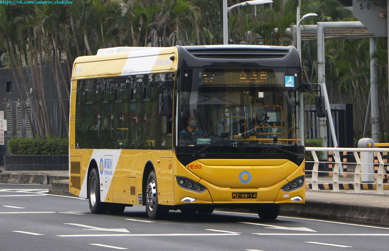 Китай, Higer KLQ6956GHEV № HE60
