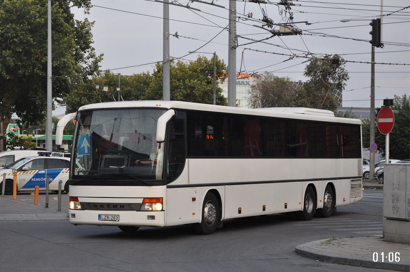 Hungary, Setra S317UL-GT # LZR-263