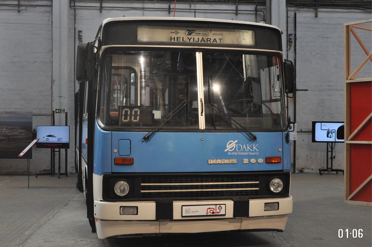 Венгрия, Ikarus 260.56 № HCT-512