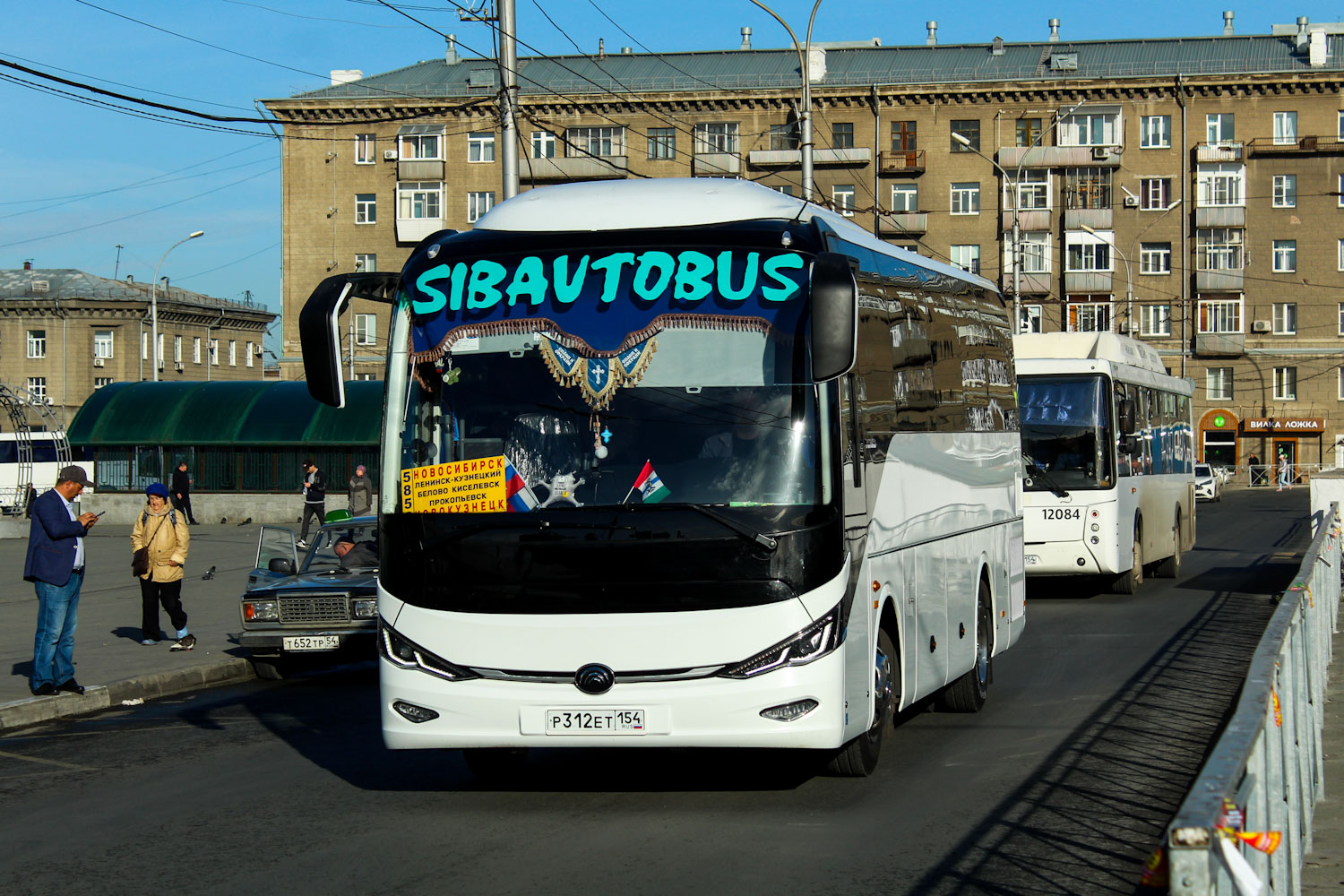Новосибирская область, Yutong C9 (ZK6947HN) № Р 312 ЕТ 154