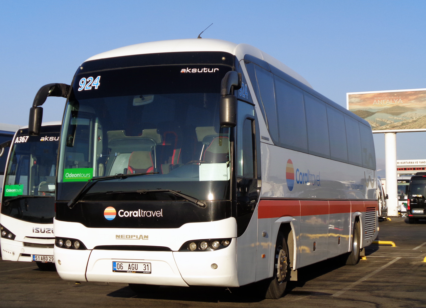 Турция, Neoplan P21 N2216SHD Tourliner № 924