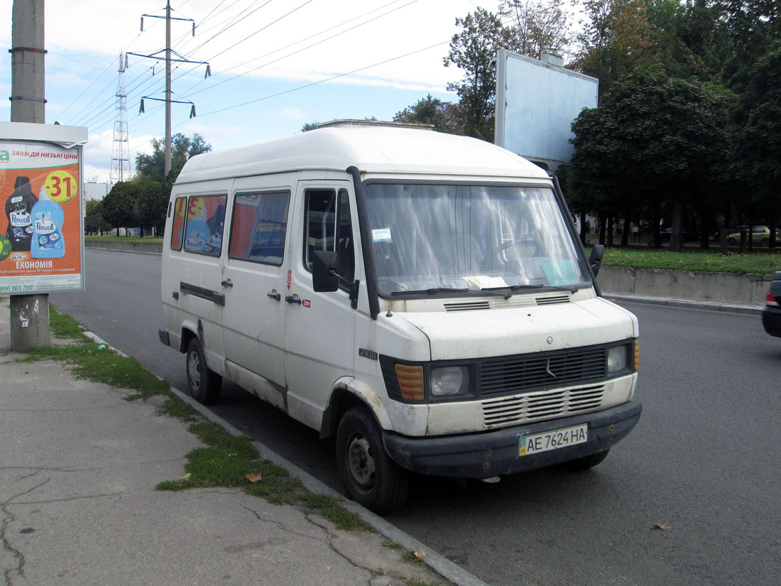 Днепропетровская область, Mercedes-Benz T1 210D № AE 7624 HA