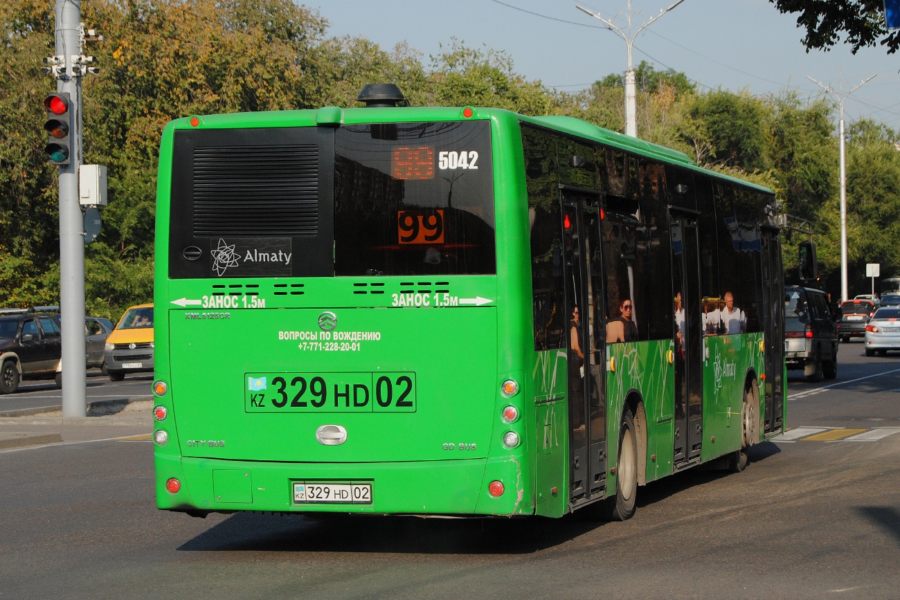 Алматы, Golden Dragon XML6125CR № 5042