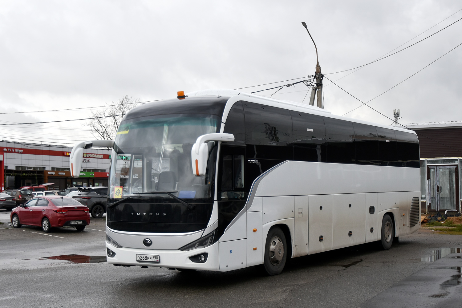 Moskevská oblast, Yutong C12PRO (ZK6128H) č. О 268 РР 790