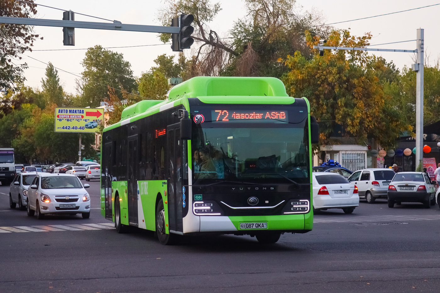 Узбекистан, Yutong ZK6126HG № 02782