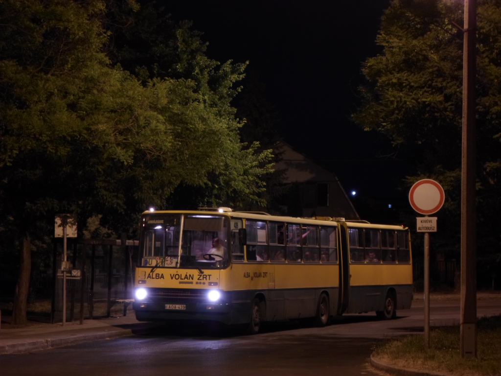 Венгрия, Ikarus 280 № AOA-439