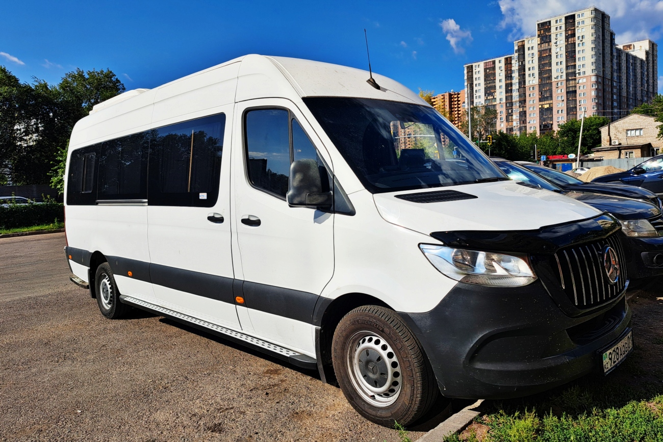 Asztana, Mercedes-Benz Sprinter W907 316CDI sz.: 928 AQG 01