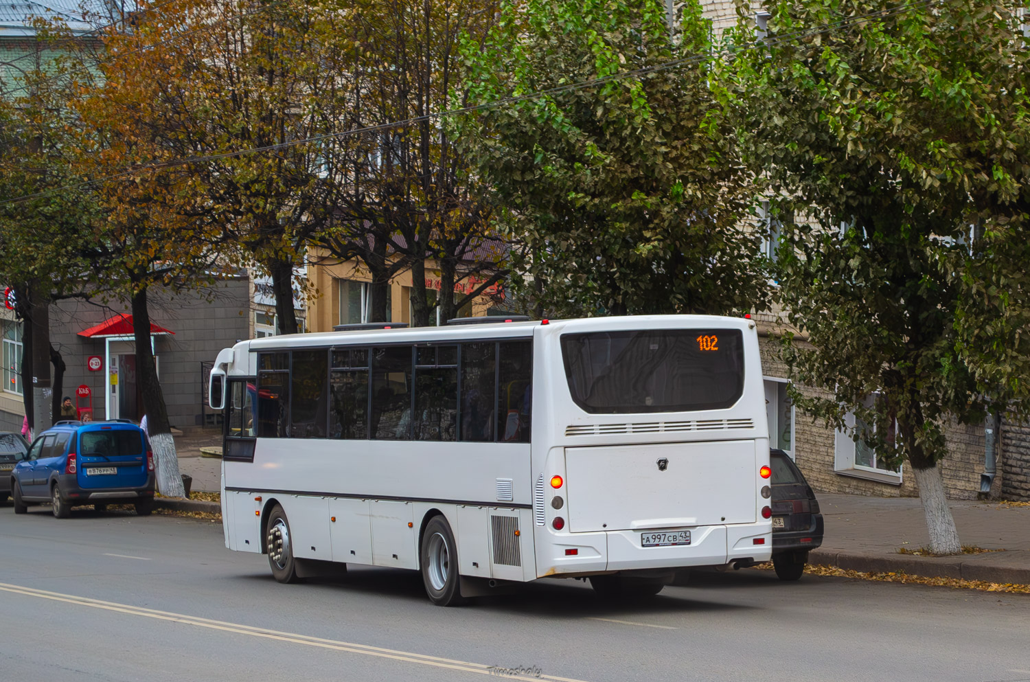 Кировская область, КАвЗ-4238-61 № А 997 СВ 43