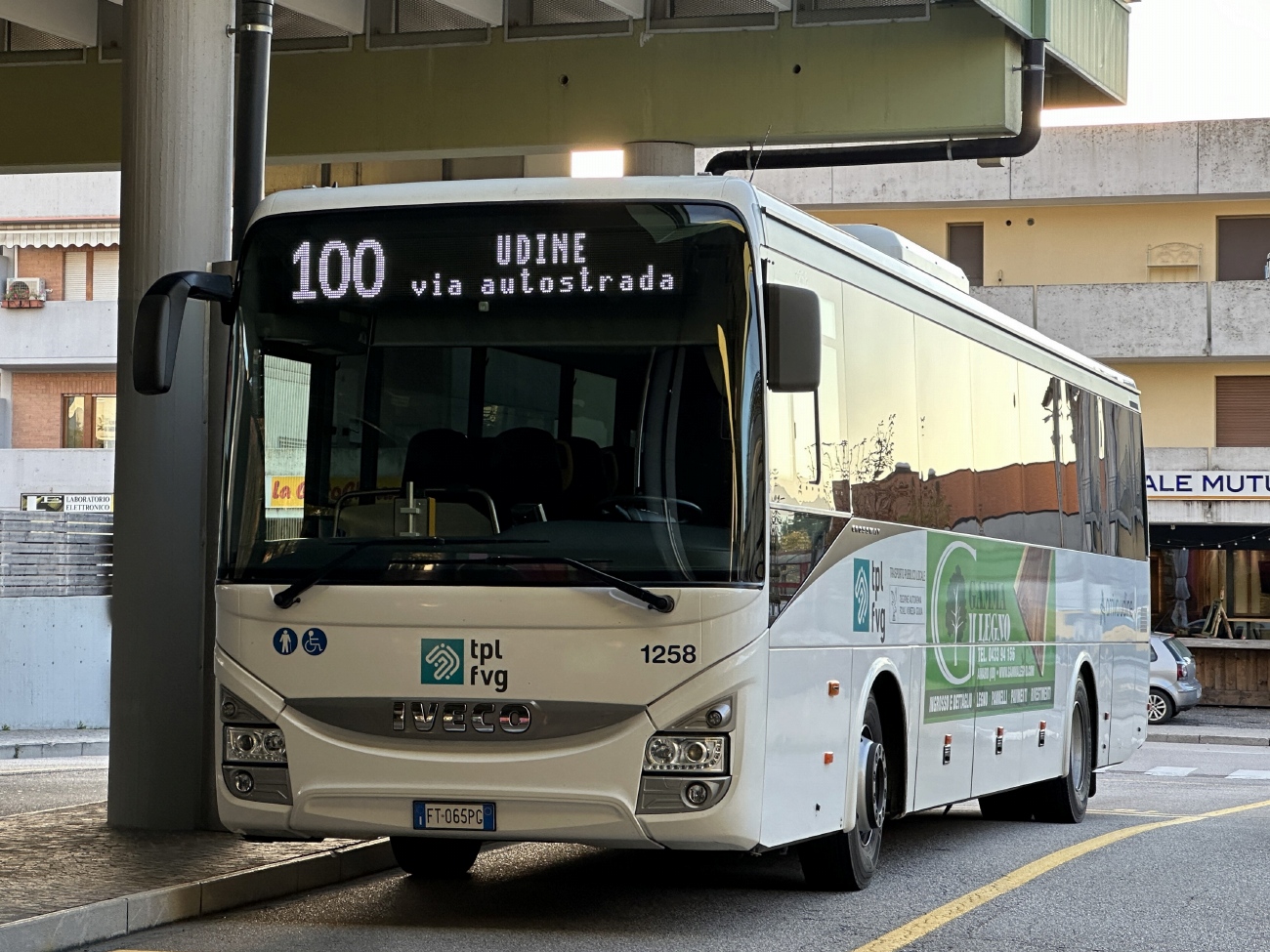 Италия, IVECO Crossway PRO 12M № 1258