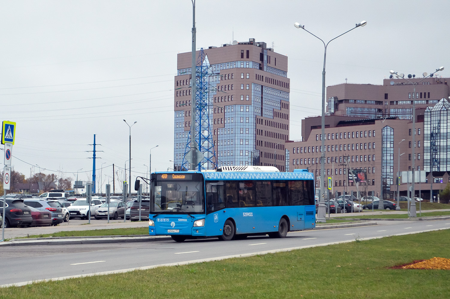 Москва, ЛиАЗ-4292.60 (1-2-0) № 5259021