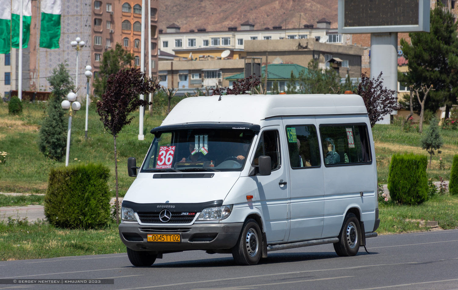 Таджикистан, Mercedes-Benz Sprinter W901–905 (T1N) № 0045 ТТ 02