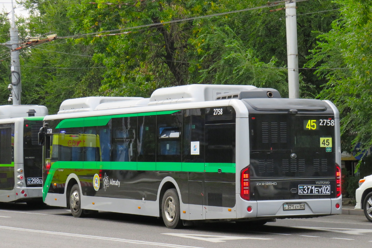 Almaty, Yutong ZK6126HG (QazTehna) sz.: 2758