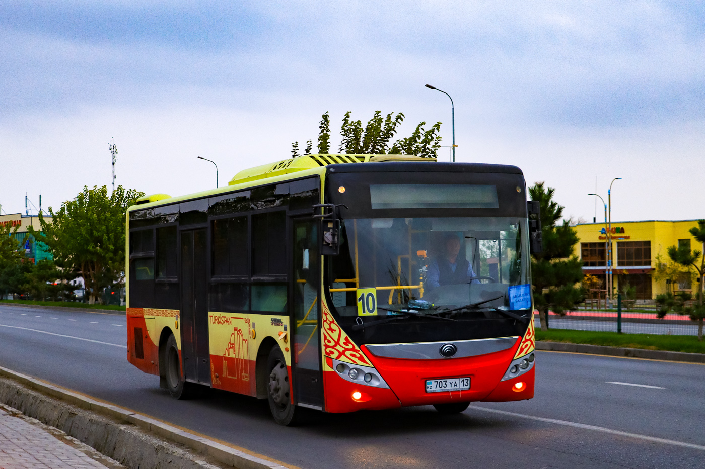 Туркестанская область, Yutong ZK6850HG1 № 703 YA 13