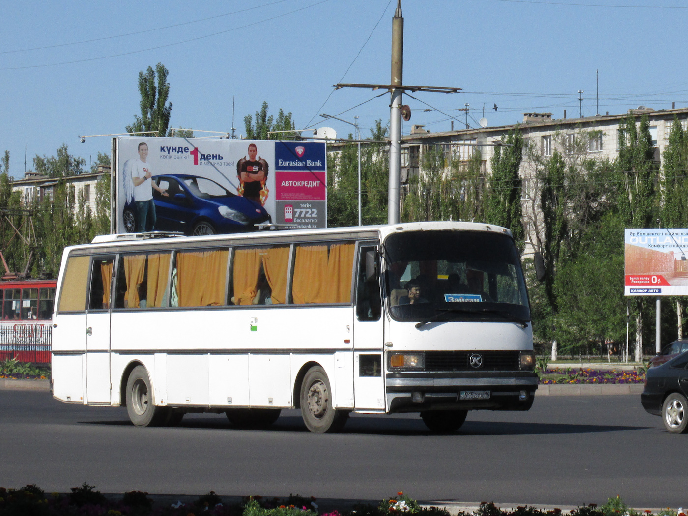 Восточно-Казахстанская область, Setra S213HÜ № 915 DYA 16