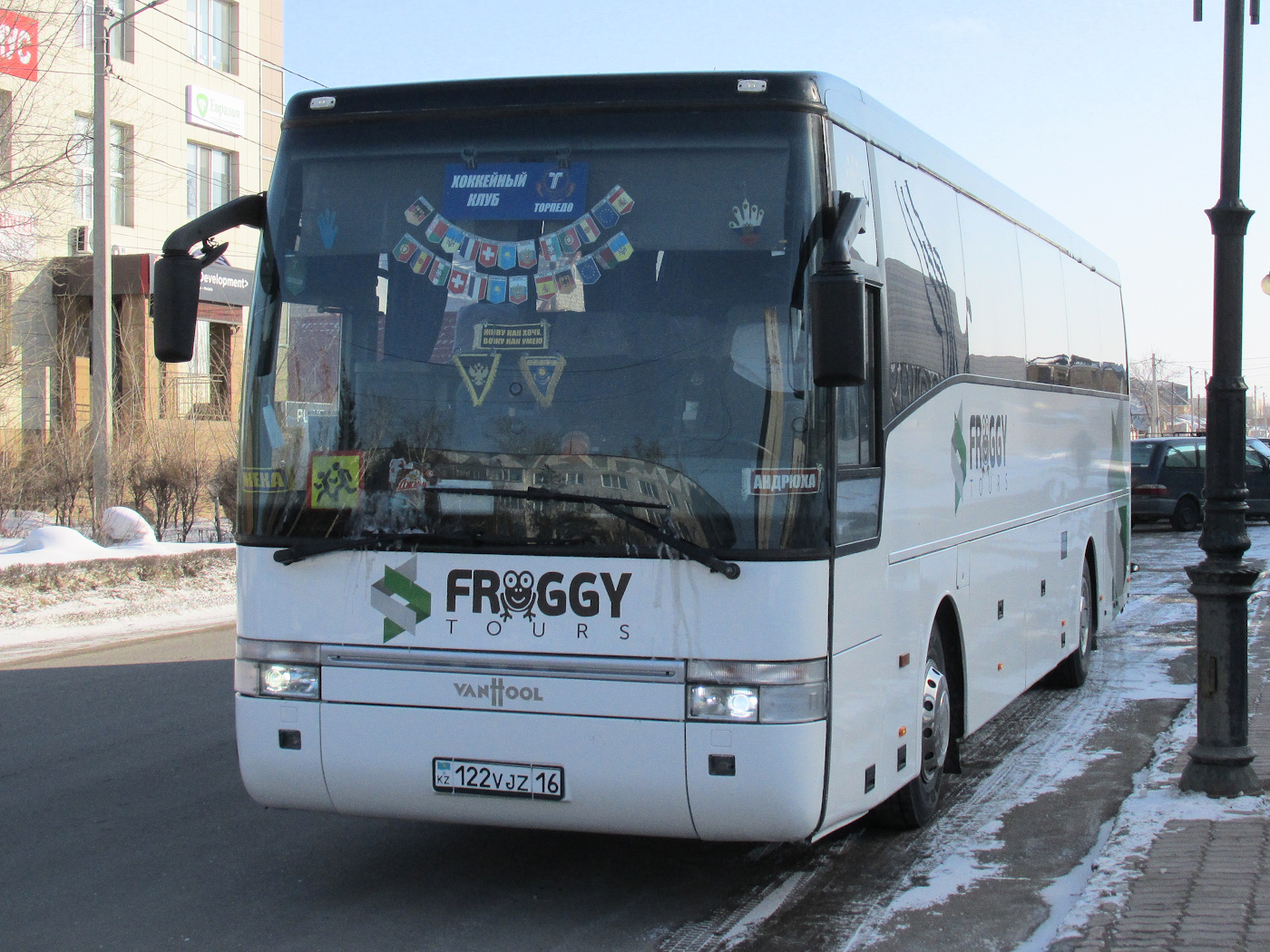 Восточно-Казахстанская область, Van Hool T915 Alicron № 122 VJZ 16