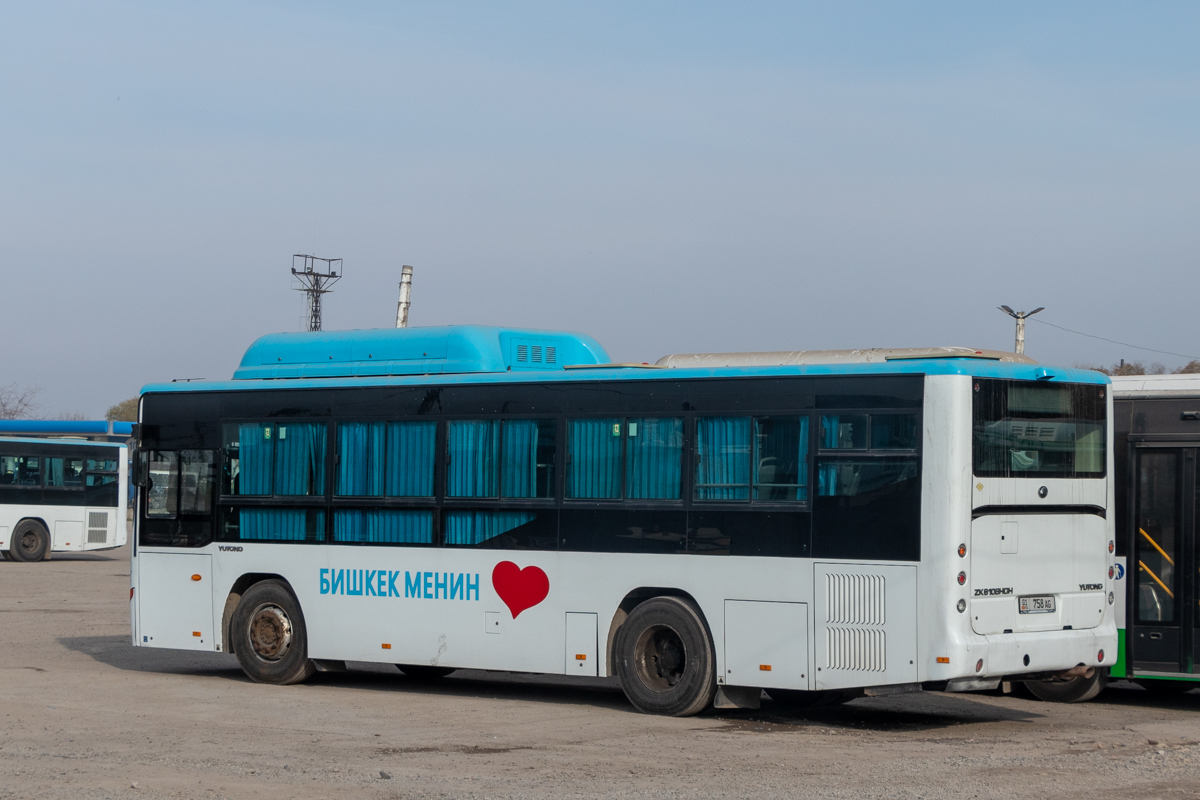 Kyrgyzstán, Yutong ZK6108HGH č. 01 758 AG