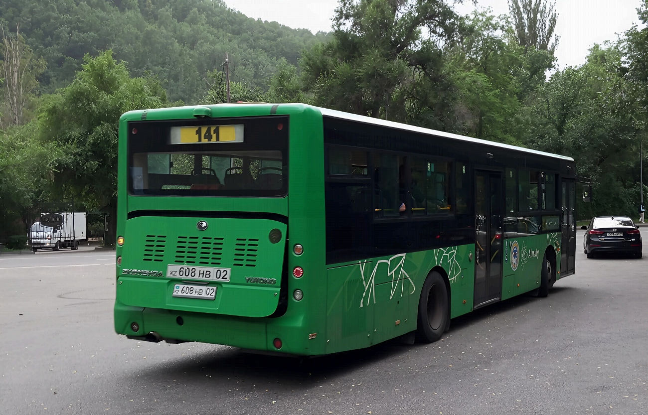 Алматы, Yutong ZK6118HGA № 608 HB 02