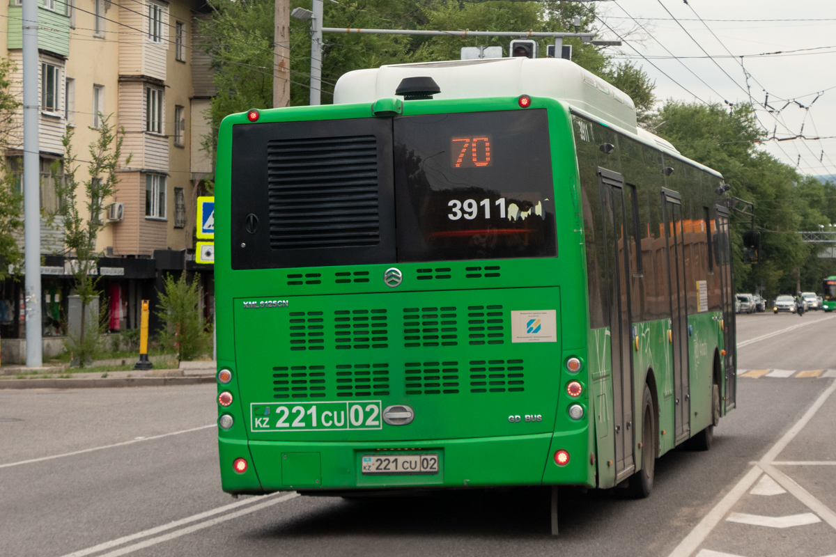 Алматы, Golden Dragon XML6125CN (Hyundai Trans Auto) № 3911