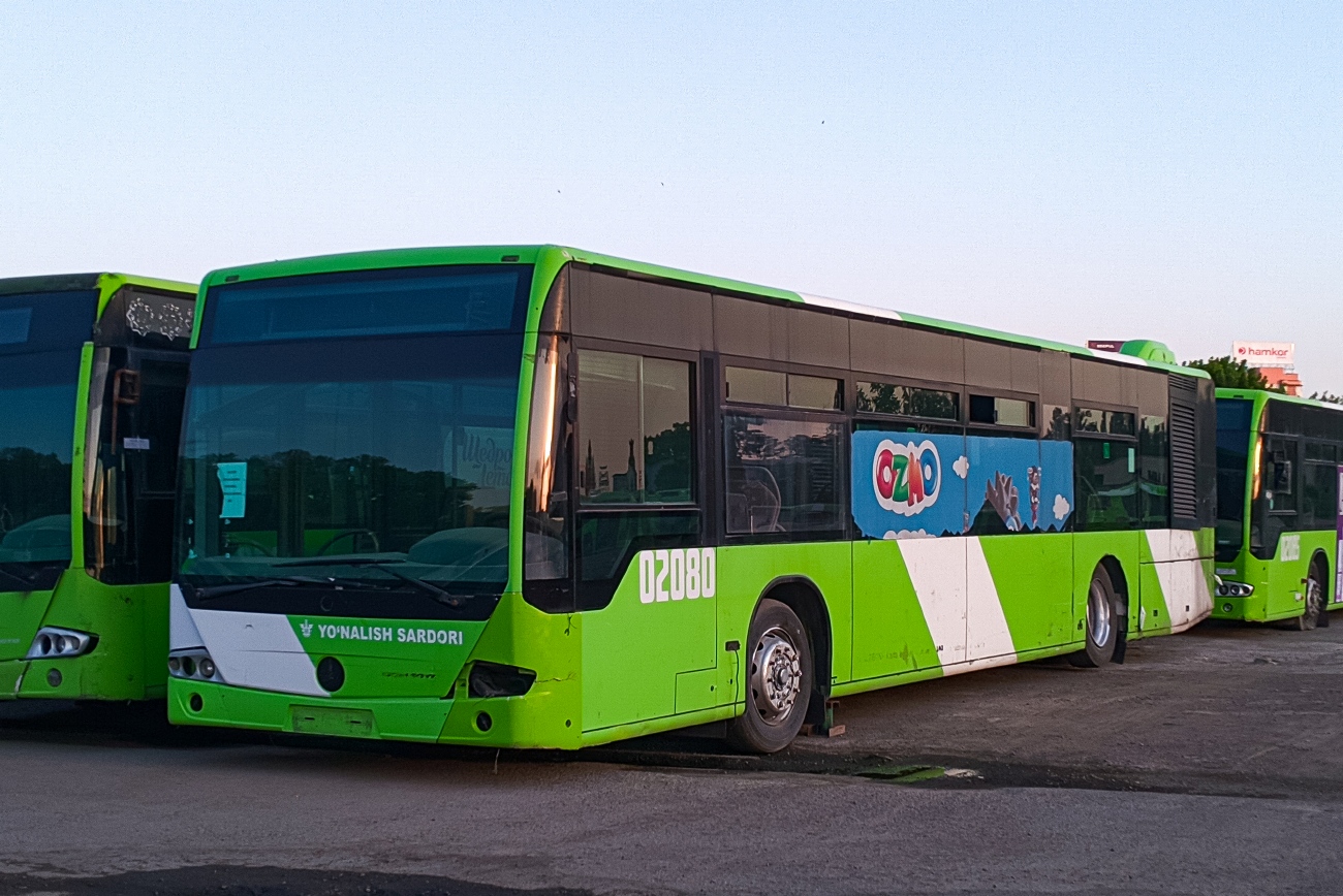Узбекистан, Mercedes-Benz Conecto II № 02080