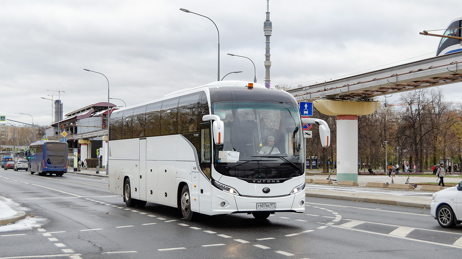 Moscow, Yutong C12PRO (ZK6128H) # У 407 ВЕ 977