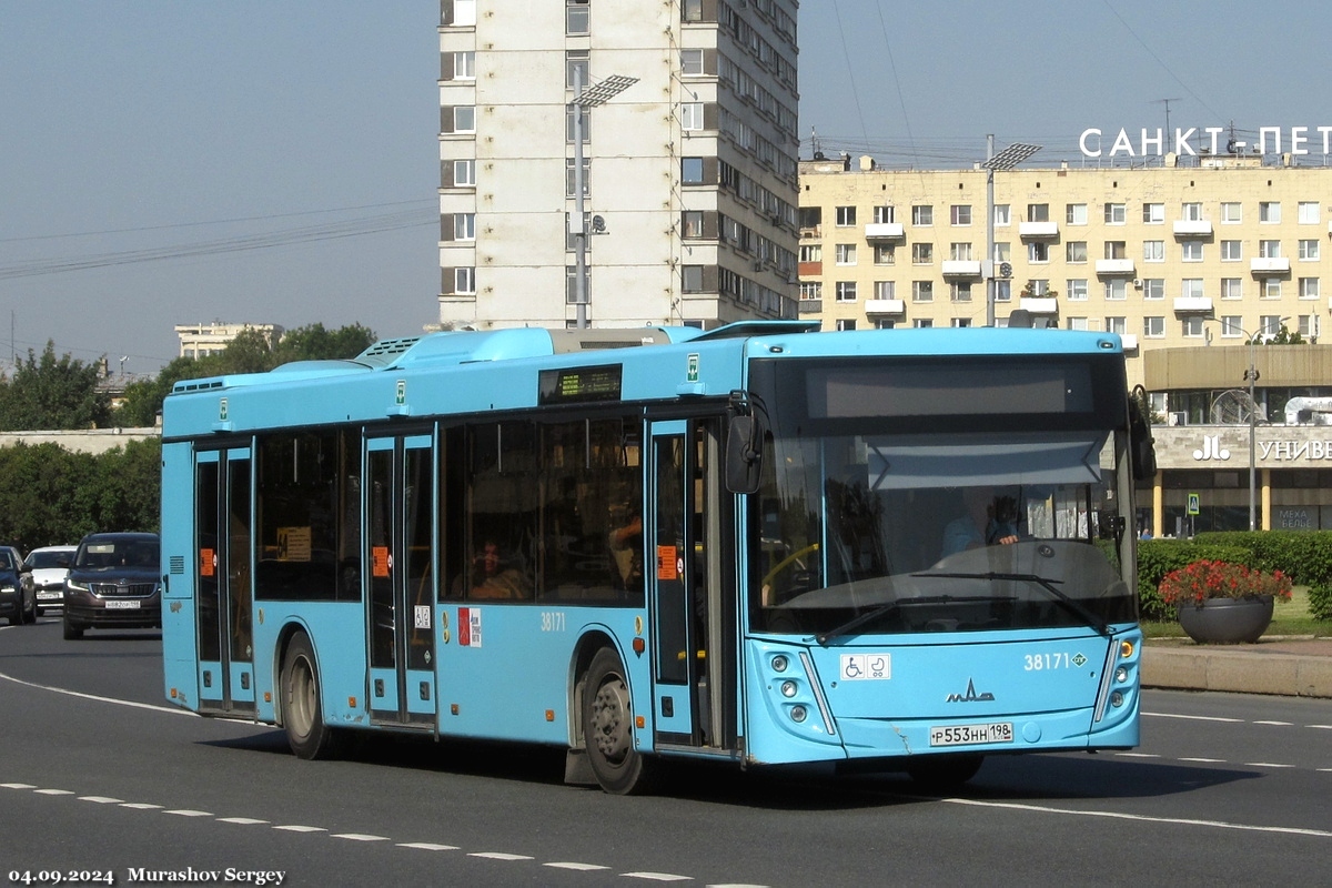 Санкт-Петербург, МАЗ-203.947 № 38171