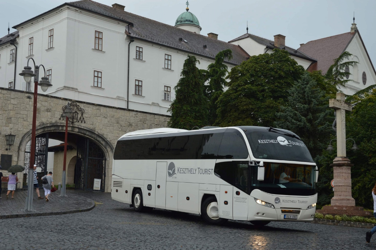 Венгрия, Neoplan P14 N1216HD Cityliner № SGX-090
