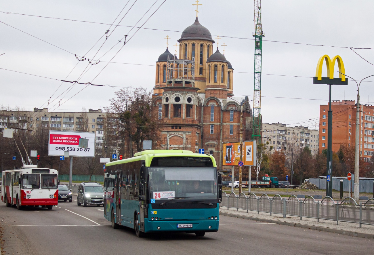 Волынская область, VDL Berkhof Ambassador 200 № AC 5495 HP